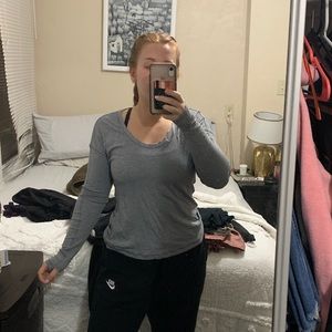 Lulu lemon grey top